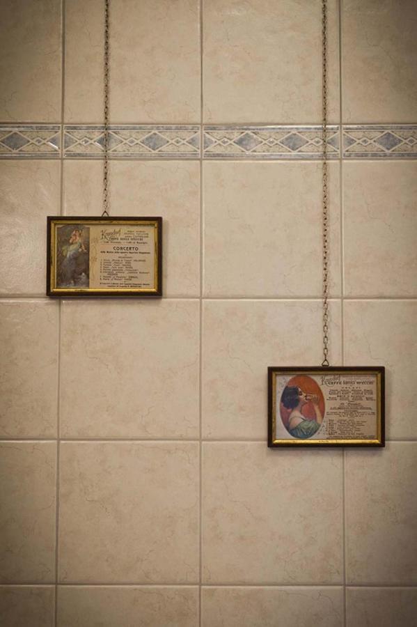 Domus Liberta - Boutique Rooms Trieste Luaran gambar