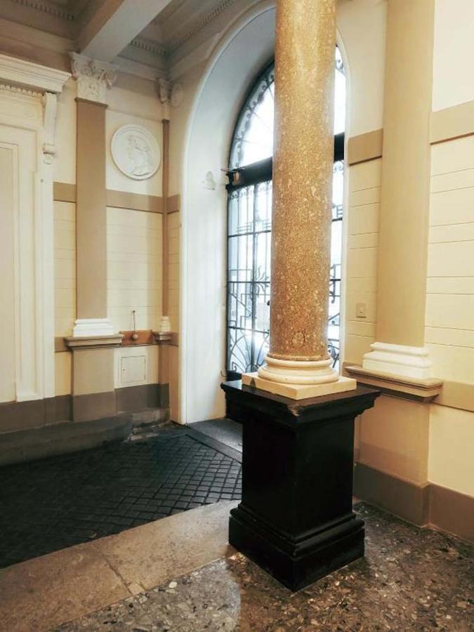 Domus Liberta - Boutique Rooms Trieste Luaran gambar