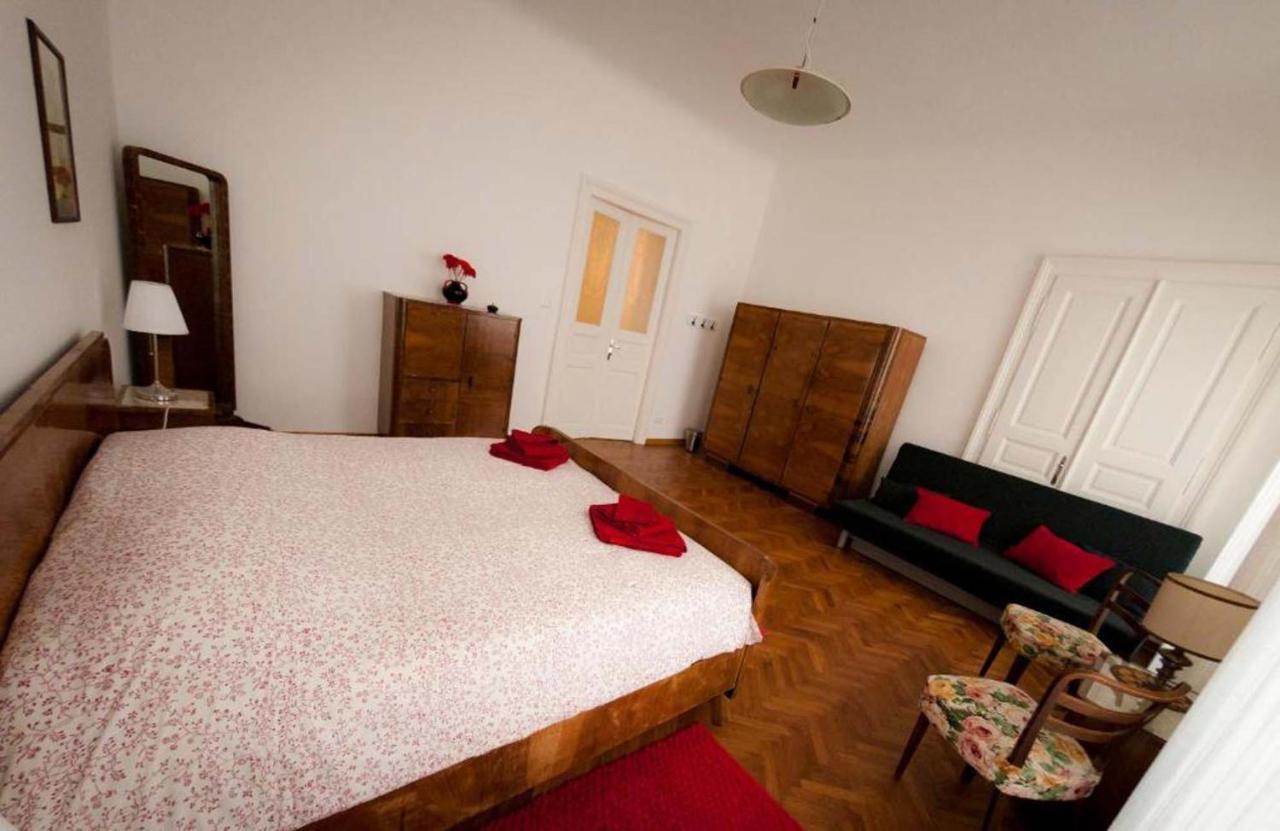 Domus Liberta - Boutique Rooms Trieste Luaran gambar