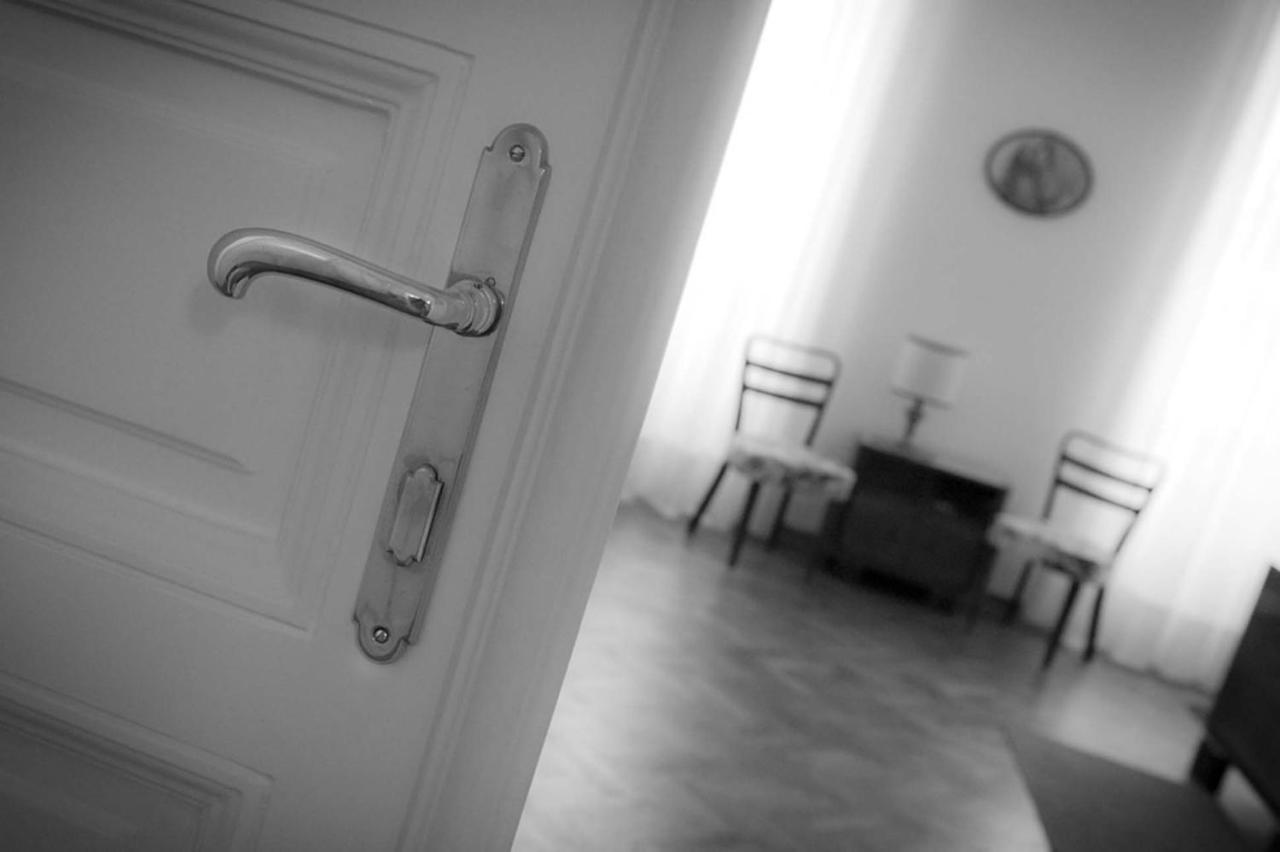 Domus Liberta - Boutique Rooms Trieste Luaran gambar